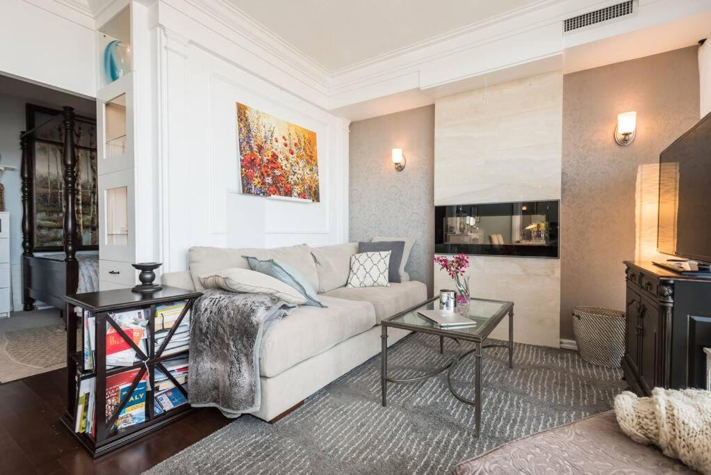 Stunning Condo With Fantastic View Of The City! Toronto Eksteriør bilde