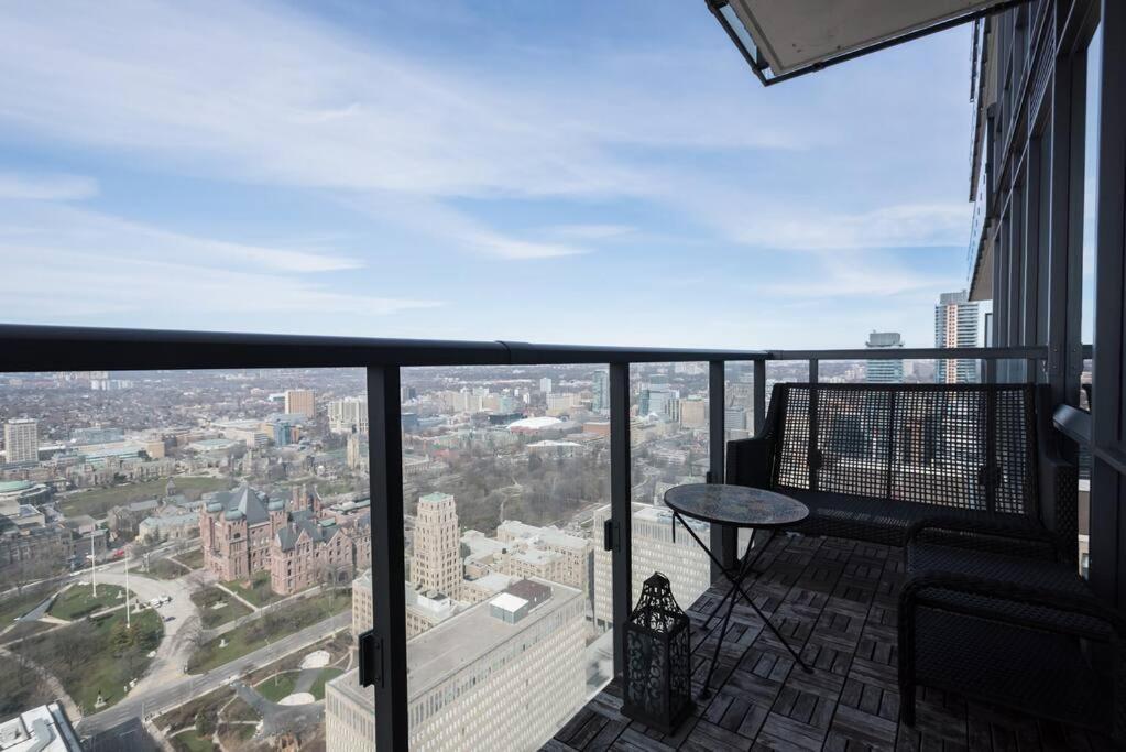 Stunning Condo With Fantastic View Of The City! Toronto Eksteriør bilde